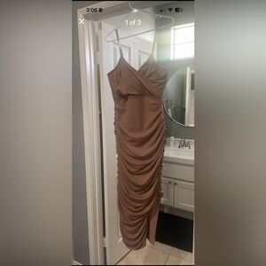 Elliatt Strapless Brown Ruched Dress